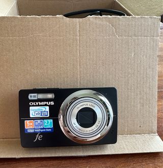 Fotocamera Olympus FE-5000 Digitale