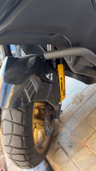 Accesorios Honda ADV 350