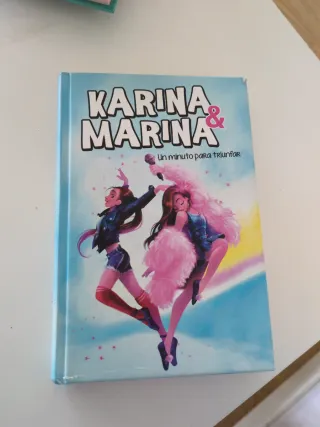 Cupcakes y corazones (Karina & Marina Secret St...