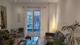 Sofá de polipiel marrón