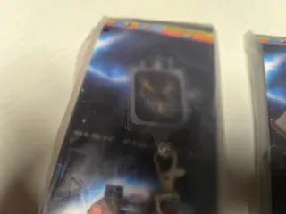 Lote 2 colgantes Regreso al Futuro 40 Aniv