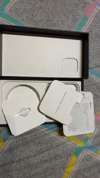 Scatola originale iPhone 12 Pro