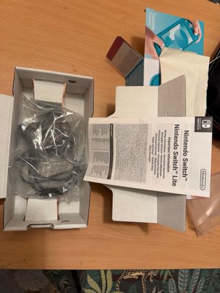 Nintendo Switch Lite Turquesa + Funda AC