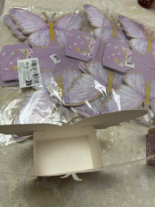 Caja Mariposa decorativa 45 unidades