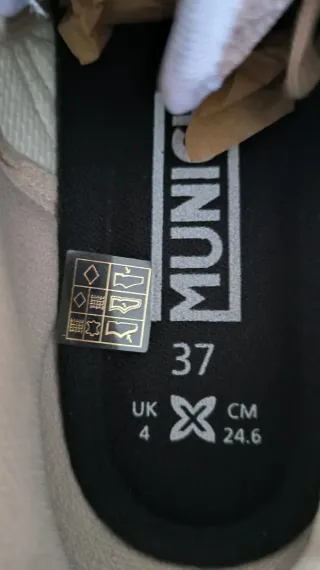 Zapatillas Munich Marrón y plateado Talla 37