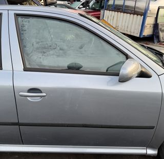 PUERTA DELANTERA DERECHA SKODA OCTAVIA I COMBI 1.9