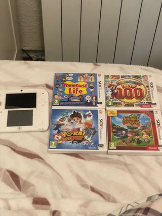 Nintendo 2DS Bianca + Giochi + Caricatore
