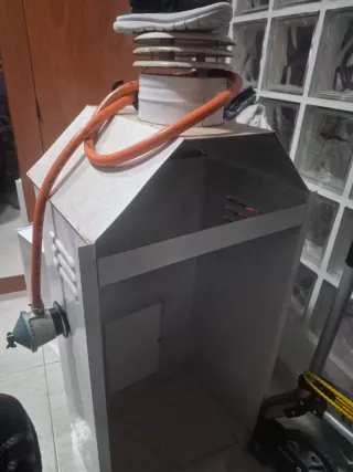 Termo de agua Cointra Gadesia (butano)