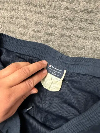 ¡¡OFERTA!! Talla L Pantalón Champion Impermeable