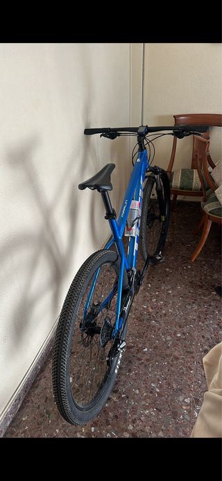 Bicicleta Trek Marlin 6 Azul