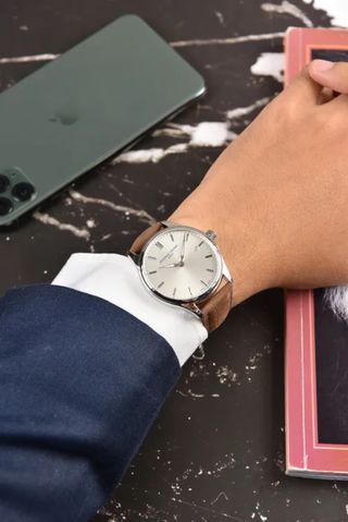 Reloj Frederique Constant Plata y Marrón