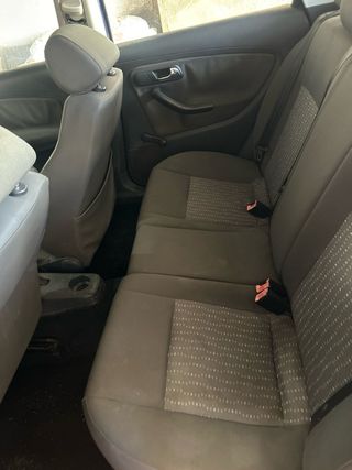SEAT Cordoba 2004