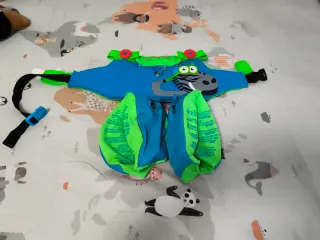 Chaleco y manguitos natación infantil