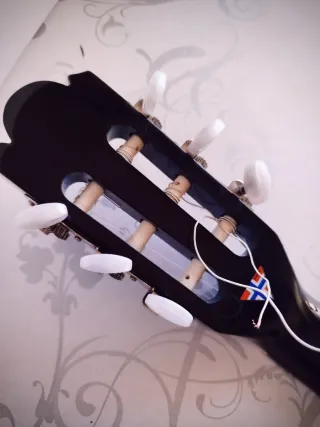 Guitarra Clásica 3/4 Negra Morgan impecable total