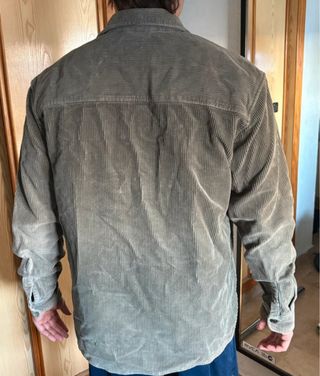 Chaqueta Zara verde oliva pana