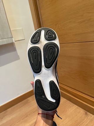 Nike Revolution 4 Negro Talla 42