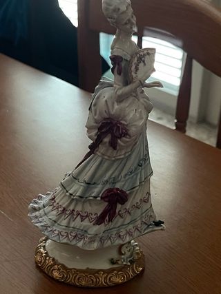 Statuina Forlini firmata