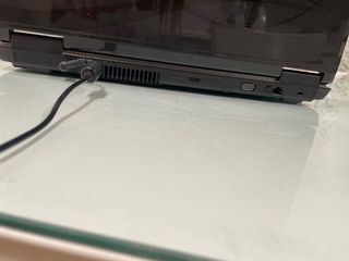 Portátil ASUS Negro con Diseño