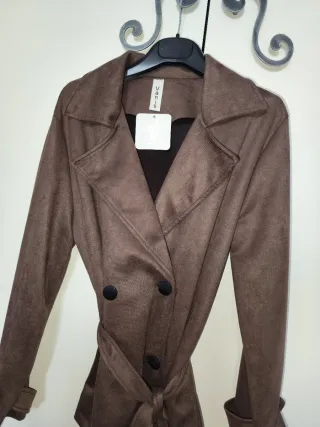 Chaqueta antelina beige y marrón