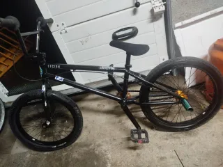 Bicicleta BMX Mongoose Legión 20 eje trasero 14mm