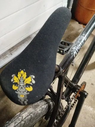 Bicicleta BMX Mongoose Legión 20 eje trasero 14mm