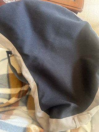 Cojín para portátil con base antideslizante