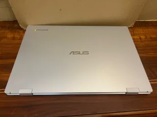 Portátil ASUS Plata y Negro