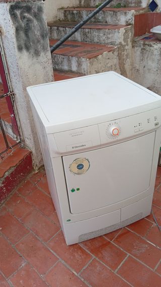 Secadora Carga Frontal 6kg