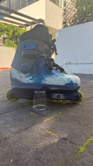 Them 909 Braindead v1 Medium patines agresivos