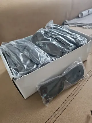 100unidades.Gafas de sol nuevas.Negras rectangular