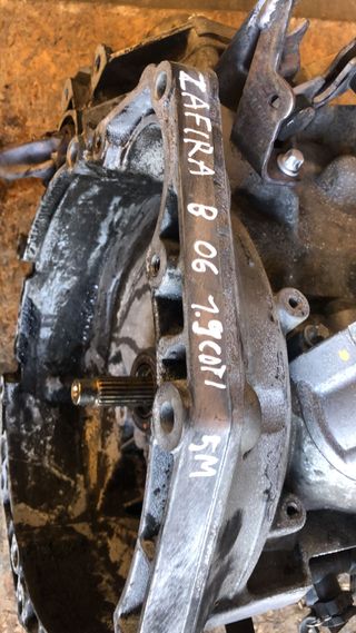 CAJA CAMBIOS OPEL ZAFIRA B 1.9 CDTI 2006