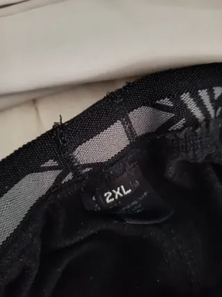 Pantalones térmico dos talla 2xl y L y camisa térm