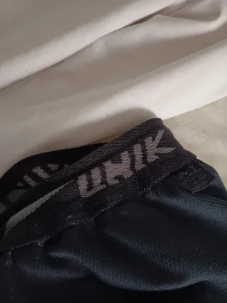 Pantalones térmico dos talla 2xl y L y camisa térm