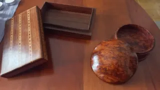 Cajas de madera decoradas.