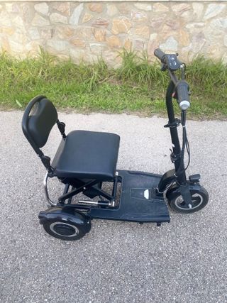 Patinete eléctrico con asiento