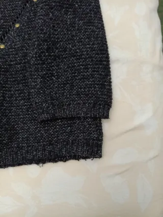 Jersey mujer negro/gris con tachuelas