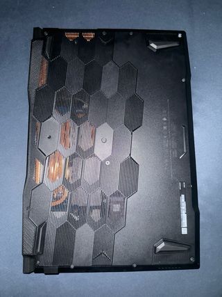 Portátil Gamer MSI Katana 17,3” 4070 32GB 1TB