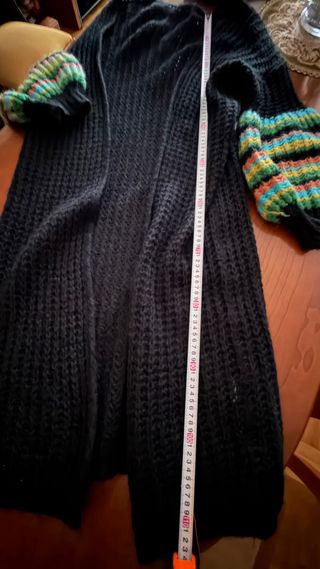 Chaqueta larga de punto de lana