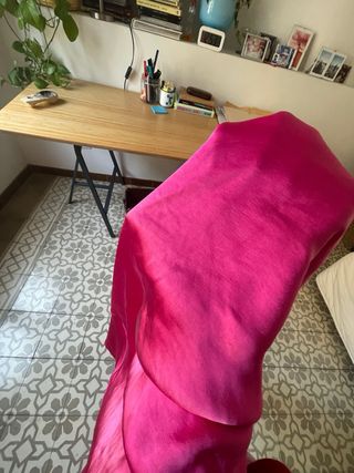 Vestido lencero rosa Urban Outfitters