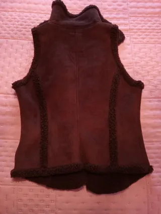 Chaleco marrón borreguito