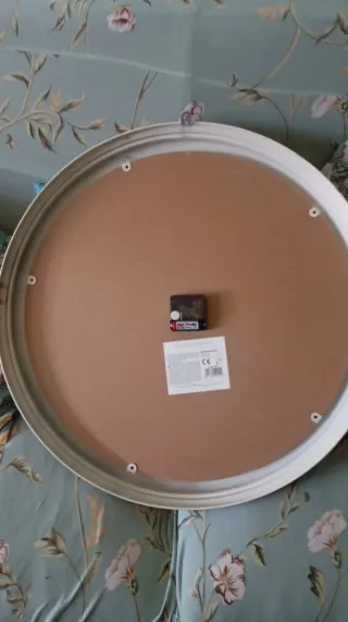 Orologio da parete modello vintage di Parigi