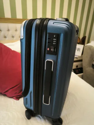 Maleta de cabina Level8 nueva