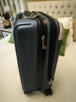 Maleta de cabina Level8 nueva