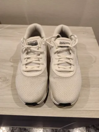 Skechers GORUN Zapatillas Deportivas Blancas