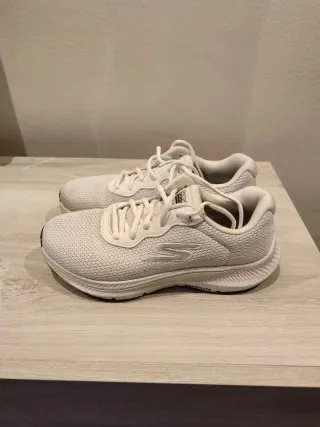 Skechers GORUN Zapatillas Deportivas Blancas