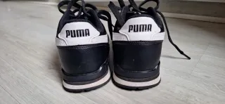 Zapatillas Puma Negras y Blancas