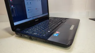 Ordenador Portátil Samsung R540 con Windows 11