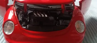 Volkswagen New Beetle Burago 1/24 Rojo