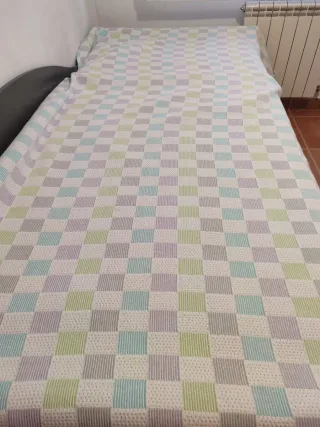 Colcha de cama a cuadros