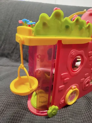 Casa muñecas maletín Pin y Pon